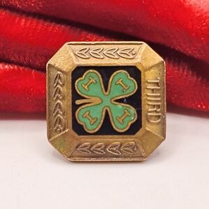 Vintage 4H Third Year Lapel Pin